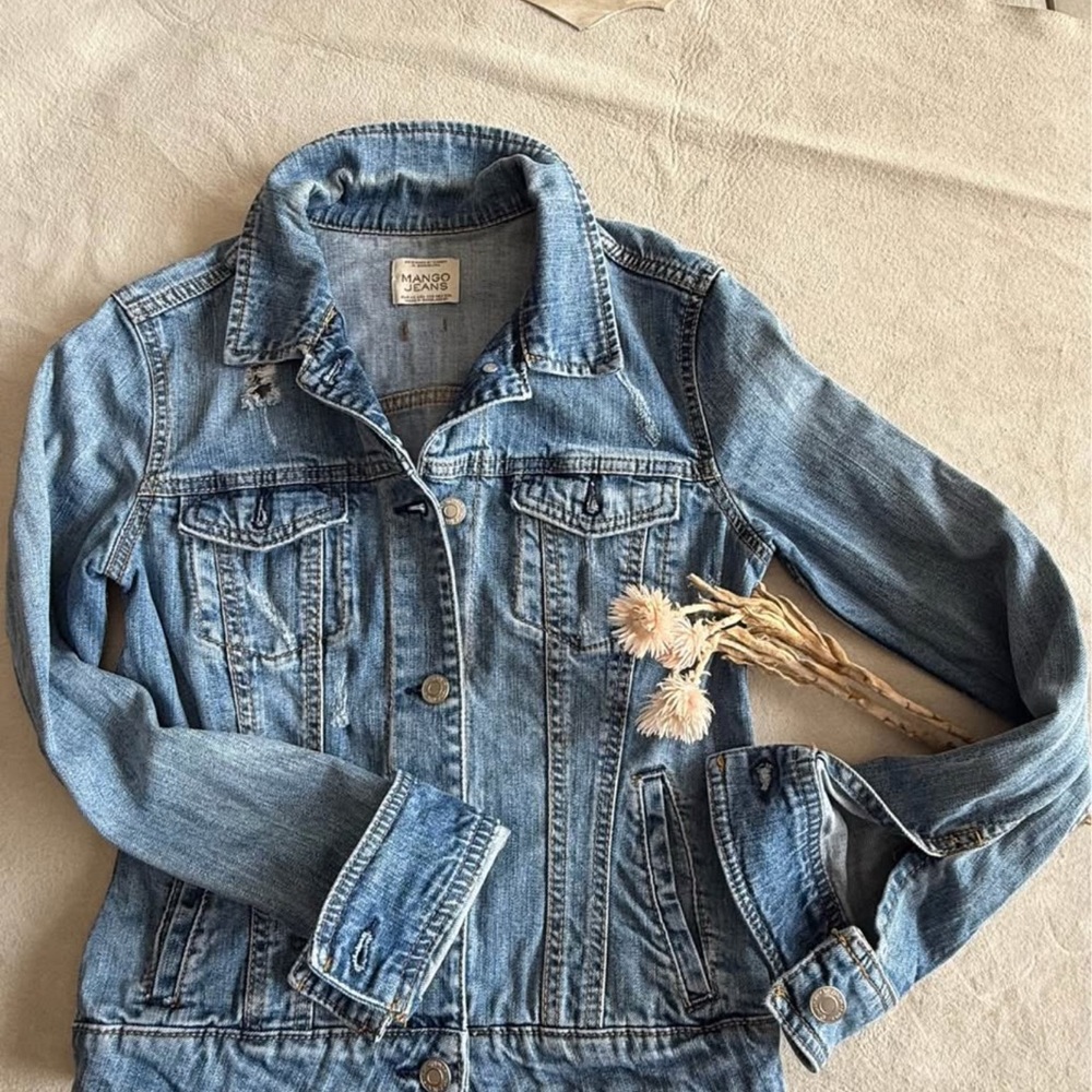 Distressed Denim Jacket by MANGO size XXS